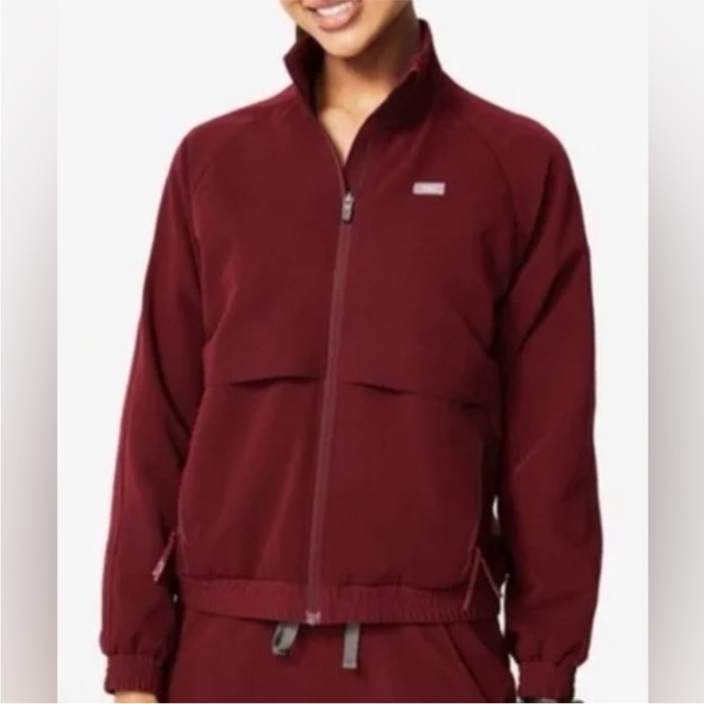 Figs Sydney Scrub Utility Jacket in Burgundy Women’s XXL